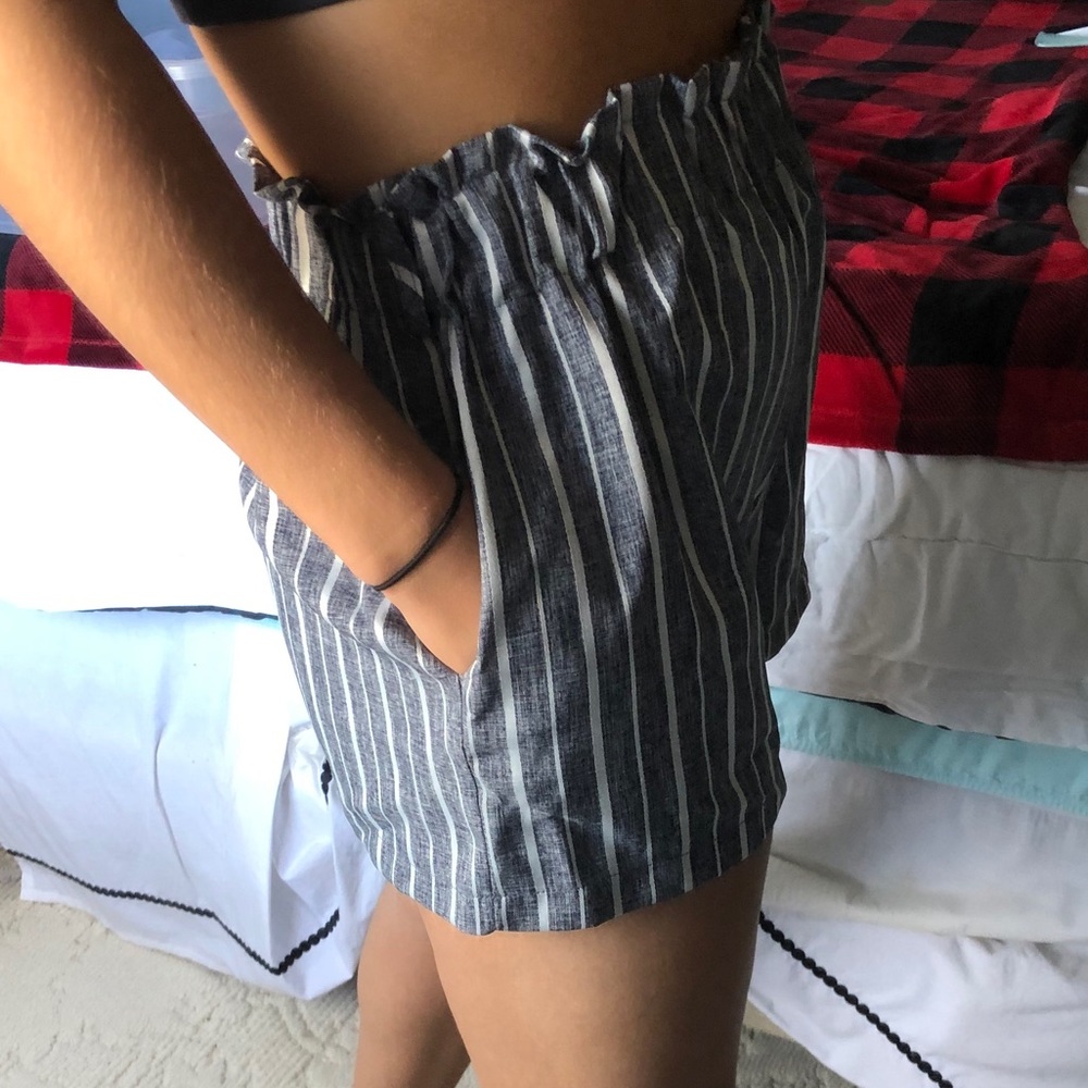 cute dressy shorts - Picture 3 of 4